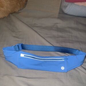 NWOT Lululemon Fast and Free Running Belt Pool Party Adjustable Reflective L/XL